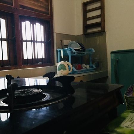 Ameesha Guesthouse Unawatuna Esterno foto