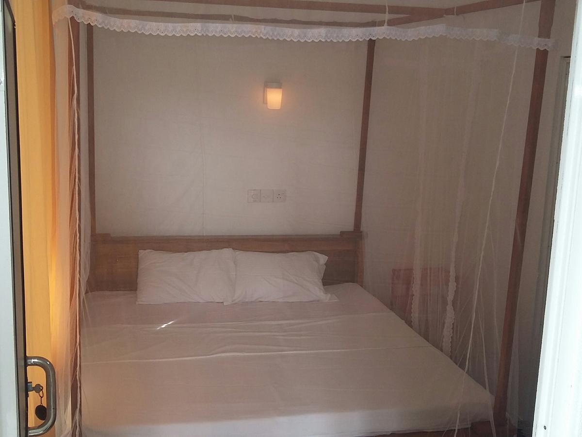 Ameesha Guesthouse Unawatuna Esterno foto